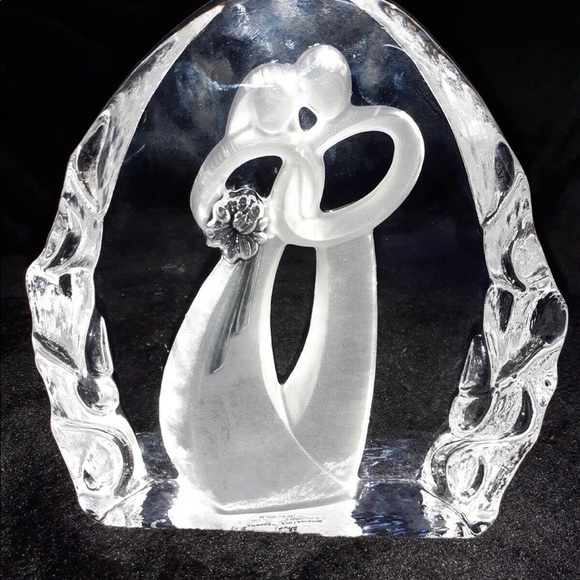 Kim Lawrence Forever Wedding Figurine - Picture 11 of 16